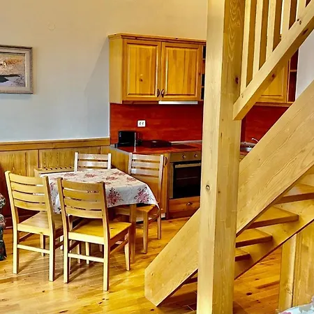 Pirin Golf & Apartments: Mountain Sunrise Views